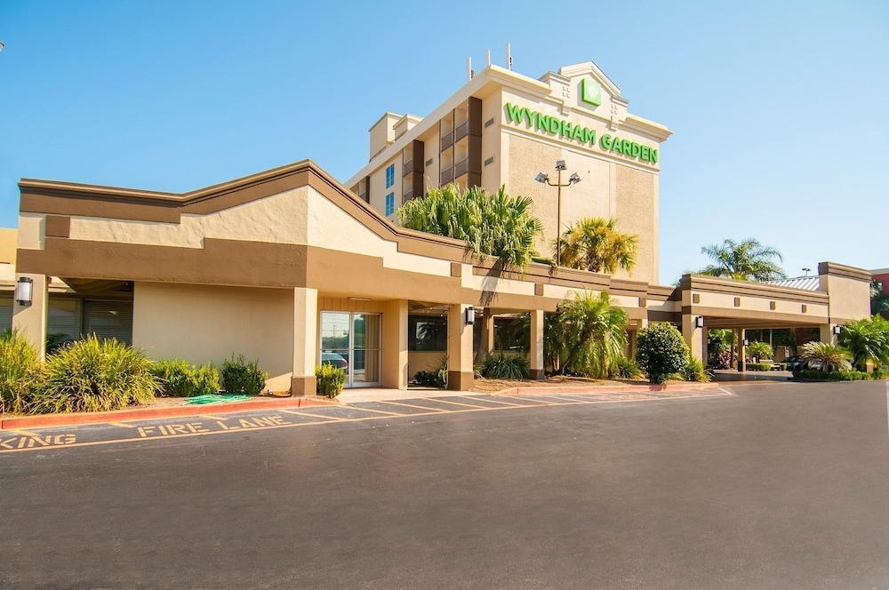 Wyndham Garden New Orleans Airport Hotel Metairie Exterior photo