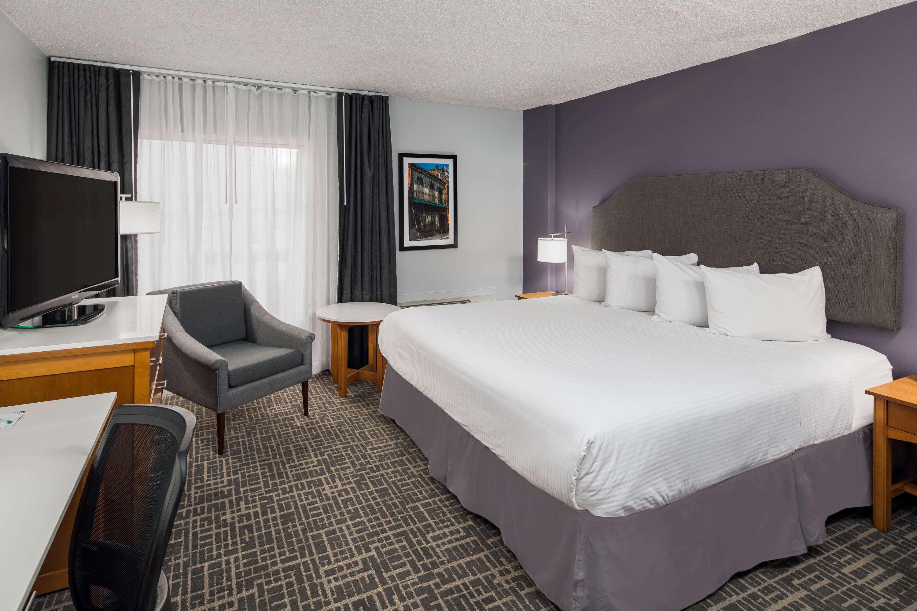 Wyndham Garden New Orleans Airport Hotel Metairie Exterior photo